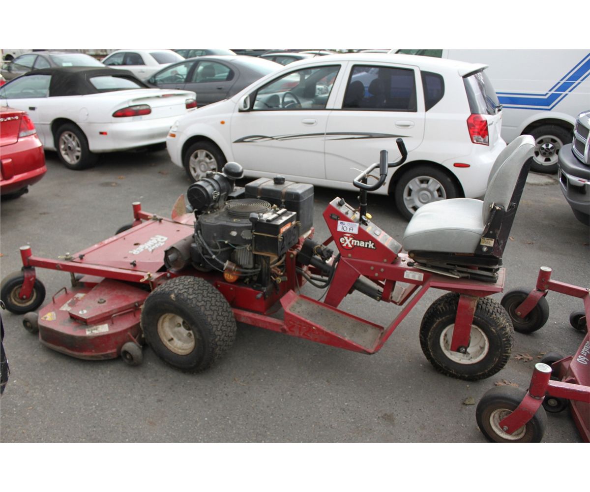 EXMARK TURF RANGER RIDING MOWER
