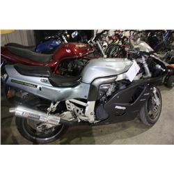 GREY & BLACK GAS STREET BIKE