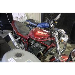 1996 RED SUZUKI MOTOCYCLE GAS MANUAL