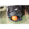 Image 1 : BAG OF HARD HATS