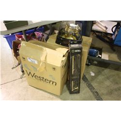 2 SINKS, FAUCET & TOWEL BAR