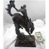 Image 2 : Cowboy statute