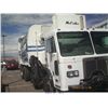 Image 1 : 2000 - PETERBILT 320
