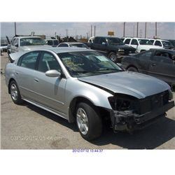 2002 - NISSAN ALTIMA