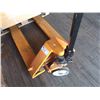 Image 1 : YELLOW PALLET JACK