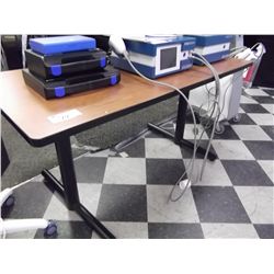 CHERRY 60X30 CLERICAL DESK