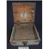 Image 2 : 1943 44 ANTIQUE WORLD WAR 2 WWII MILITARY AMMO CRATE SET PIECE GERMAN SWISS ISSUE