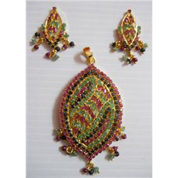 133.50 CTW GOLD PLATED EMERALD/SAPPHIRE/RUBY PENDANT AN