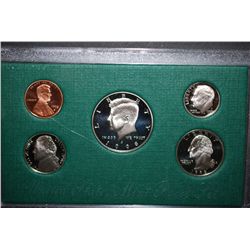 1998-S US Mint Proof Set With COA Included; EST. $10-15