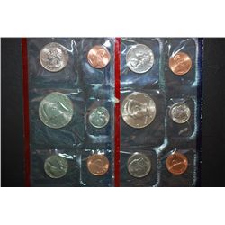 1994 US Mint Coin Set; P&D Mints; UNC; EST. $5-10