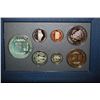 Image 2 : 1994-S US Mint Prestige Proof Set With Commemorative World Cup Silver $1 & Half Dollar In Velvet Dis