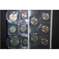 2004-P US Mint Coin Set To Include US Mint State Quarter Coin Set With COA Included; UNC; EST. $5-10