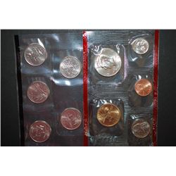 2002-D US Mint Coin Set To Include US Mint State Quarter Coin Set; UNC; EST. $5-10