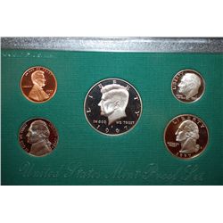 1997-S US Mint Proof Set With COA Included; EST. $10-15