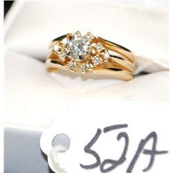 LADIES 14K YELLOW GOLD DIAMOND RING WITH ONE  ROUND FULL CUT DIAMOND SOLITAIRE AND TEN  SINGLE CUT A