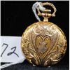 Image 3 : RARE ANTIQUE LADIES 14K HUNTERS CASE POCKET  WATCH - 14K YELLOW GOLD ENGRAVED WATCH CASE  "ELGIN" FA