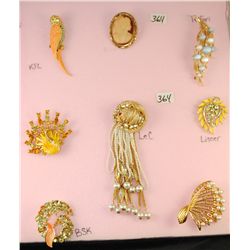 VINTAGE COSTUME JEWELRY INCLUDES LISNER, BSK,  KJL ETC TOTAL OF 8 PIECES