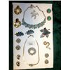 Image 1 : VINTAGE COSTUME JEWELRY