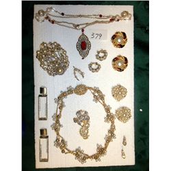VINTAGE COSTUME JEWELRY