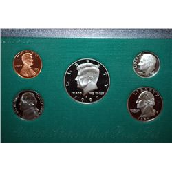 1997-S US Mint Proof Set With COA Included; EST. $10-15