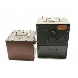 Lot 321 - Vintage Shortwave Radio & Condenser