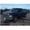 Image 2 : 2001 - DODGE RAM1500 // SALVAGE TITLE