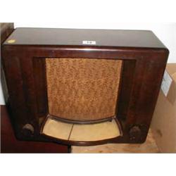 A bakelite radio AF