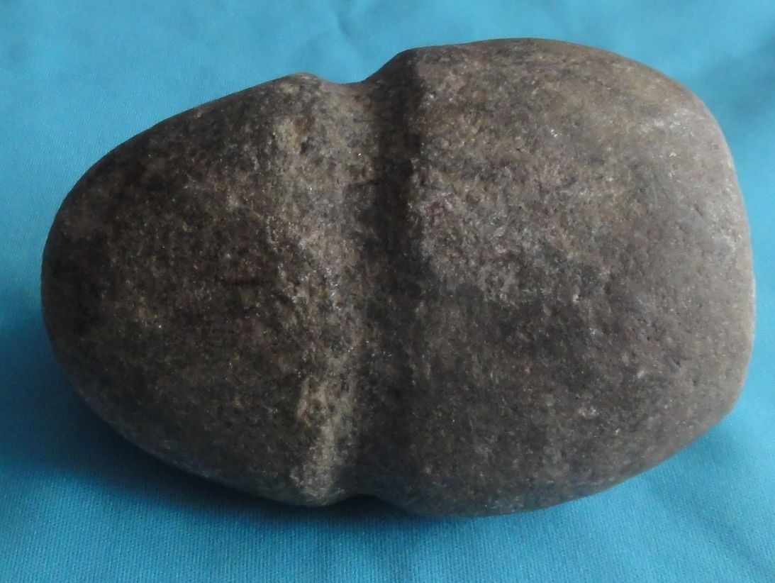 2 Indian hammer stones