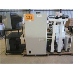 DESK / TV-VCR / TV-DVD /SCALE / FAX MACHINE