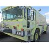 Image 2 : 1986 - OSHKOSH LOW TILT T