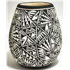 Image 2 : Acoma Pueblo Etched Vase Pottery - Jae