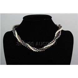 293.82CTW 18" WHITE-BLACK RICE PEARL NECKLACE METAL LOC