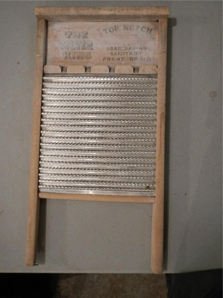 "The Silver King" National Washboard