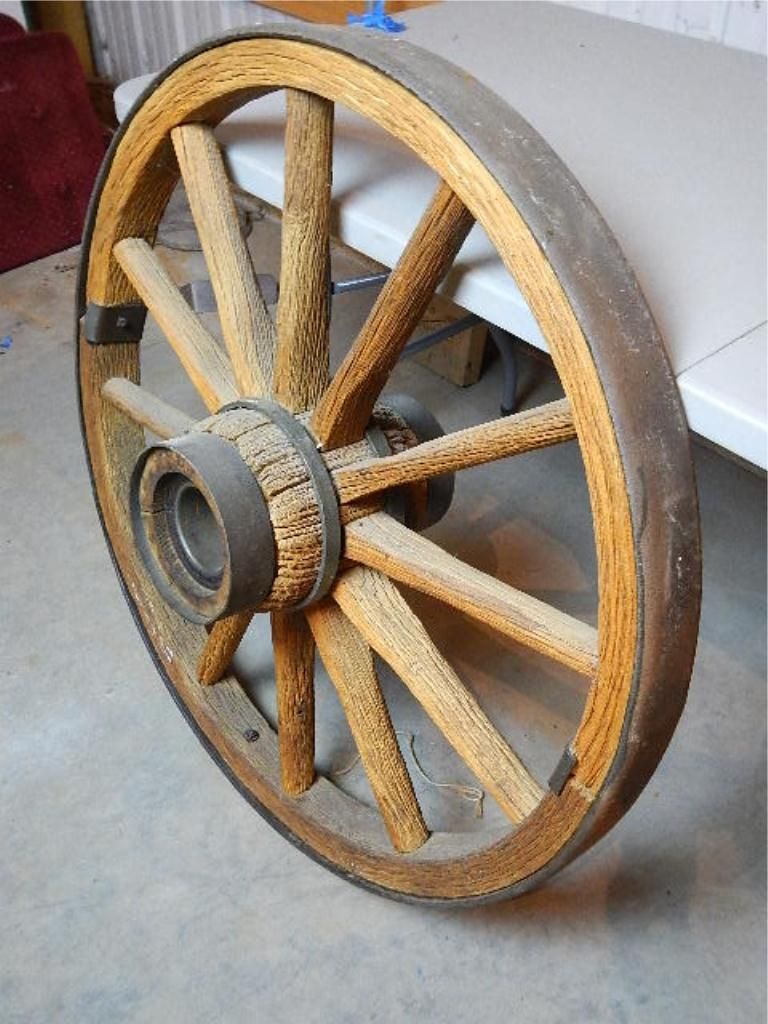 Antique Wagon Wheel in Mint Condition