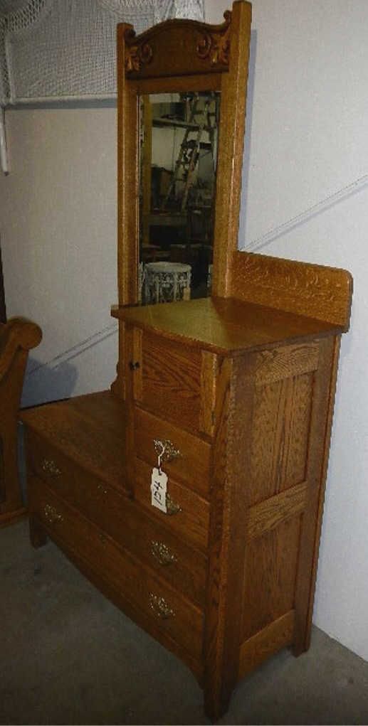 Antique Oak Gentleman's Dresser