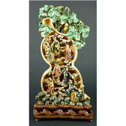 A FINE CHINESE CARVED IVORY GOURD SCULPTURE