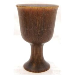 AN ANTIQUE CHINESE CARVED RHINO HORN GOBLET