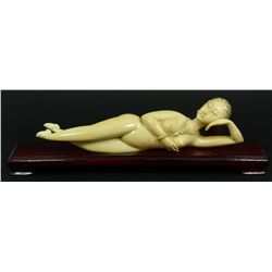 A CHINESE CARVED IVORY DOCTOR'S LADY FIGURE