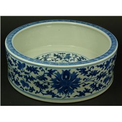19th C CHINESE BLUE & WHITE PORCELAIN FLORAL BOWL