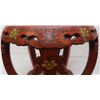 Image 4 : CHINESE RED LACQUER FLORAL TABLE