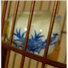 Image 5 : 18th C CHINESE BIRD CAGE WITH MINIATURE VASES
