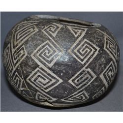 ANASAZI POTTERY JAR