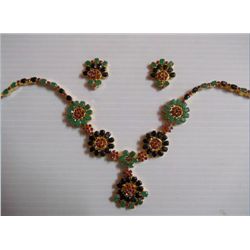 165.05 CTW GOLD PLATED EMERALD/SAPPHIRE/RUBY NECKLACE A