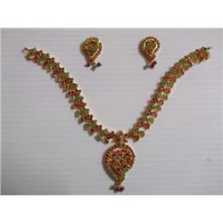 159.0 CTW GOLD PLATED EMERALD/RUBY NECKLACE AND EARRING