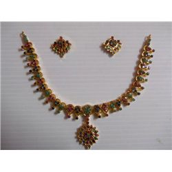 163.50 CTW GOLD PLATED EMERALD/SAPPHIRE/RUBY NECKLACE A