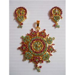 115.35 CTW GOLD PLATED EMERALD AND RUBY PENDANT AND EAR