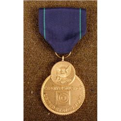 U.S. NAVY EXPERT PISTOL SHOT AWARD MEDAL ORIGINAL