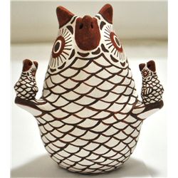 Zuni Owl Pottery - Quanita Kalestewa