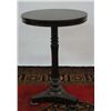 Image 2 : VICTORIAN MAHOGANY SIDE TABLE