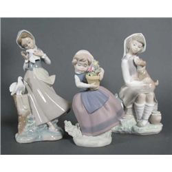 THREE RETIRED LLADRO FIGURINES